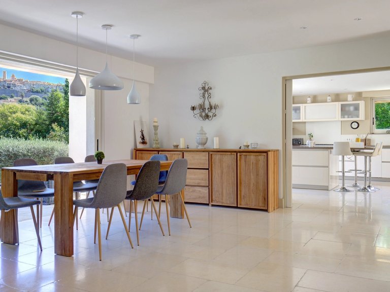Villa for Sale in St Paul, Vence, St. Paul Area 9