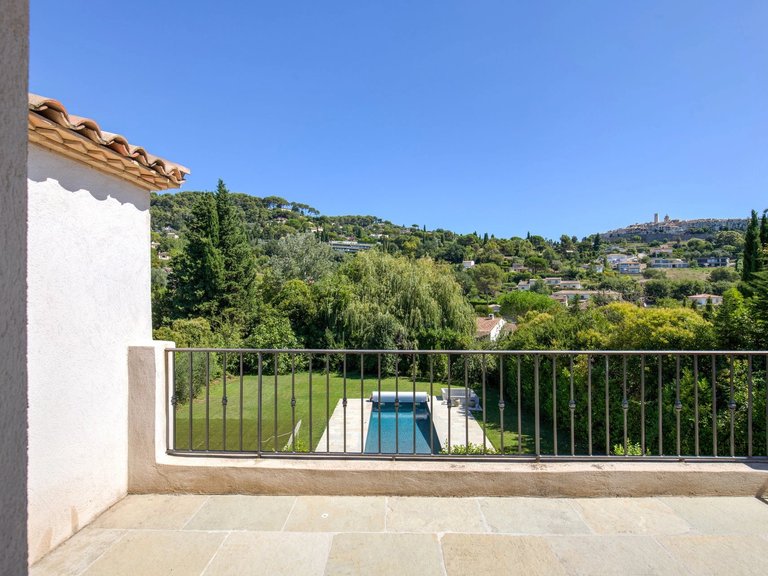 Villa for Sale in St Paul, Vence, St. Paul Area 18