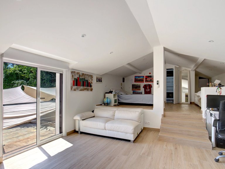 Villa for Sale in St Paul, Vence, St. Paul Area 20