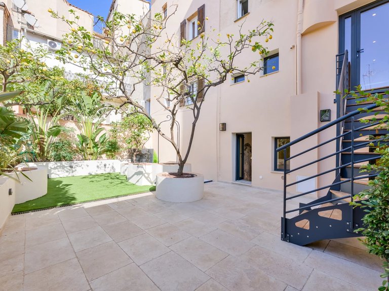 Apartment for Sale in Antibes, Antibes Area 13
