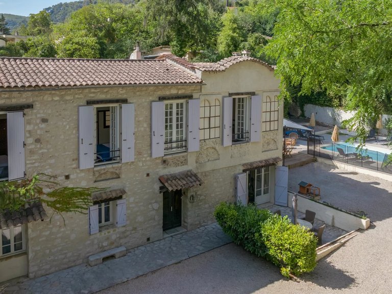 Villa for Sale in La Colle Sur Loup, Vence, St. Paul Area 1