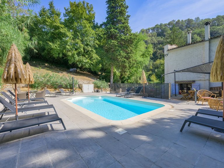 Villa for Sale in La Colle Sur Loup, Vence, St. Paul Area 2