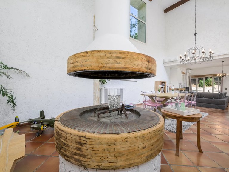Villa for Sale in La Colle Sur Loup, Vence, St. Paul Area 4