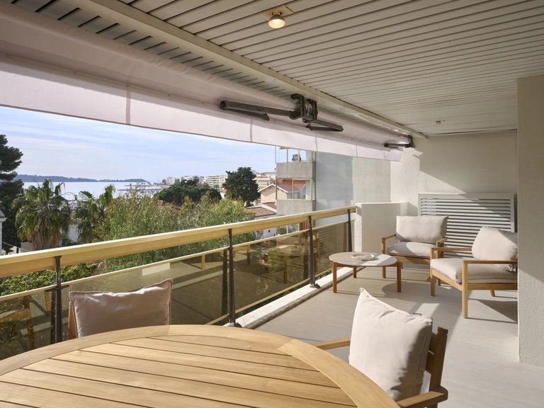 Apartment for Sale in Cannes, Cannes Area 2