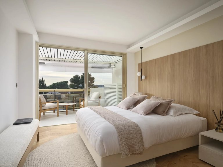 Apartment for Sale in Cannes, Cannes Area 8