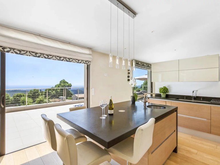 Villa for Sale in Tourrettes Sur Loup, Vence, St. Paul Area 5