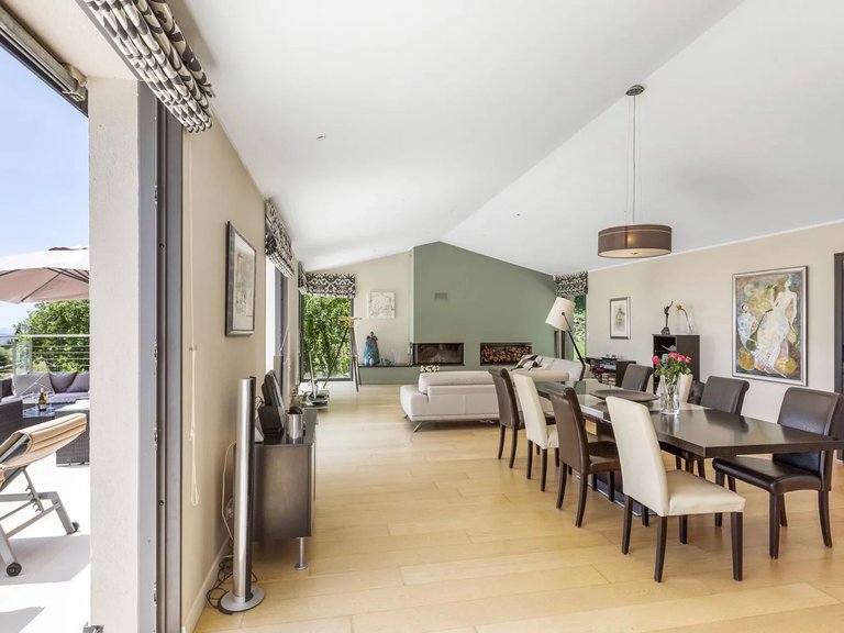 Villa for Sale in Tourrettes Sur Loup, Vence, St. Paul Area 9