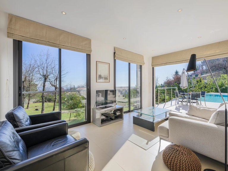 Villa for Sale in Tourrettes Sur Loup, Vence, St. Paul Area 17
