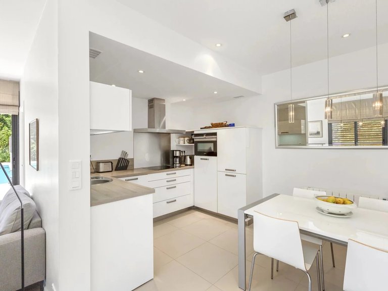 Villa for Sale in Tourrettes Sur Loup, Vence, St. Paul Area 19