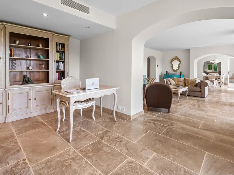Villa for Sale in St Paul, Vence, St. Paul Area 13