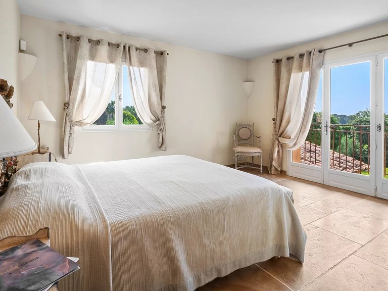 Villa for Sale in St Paul, Vence, St. Paul Area 18