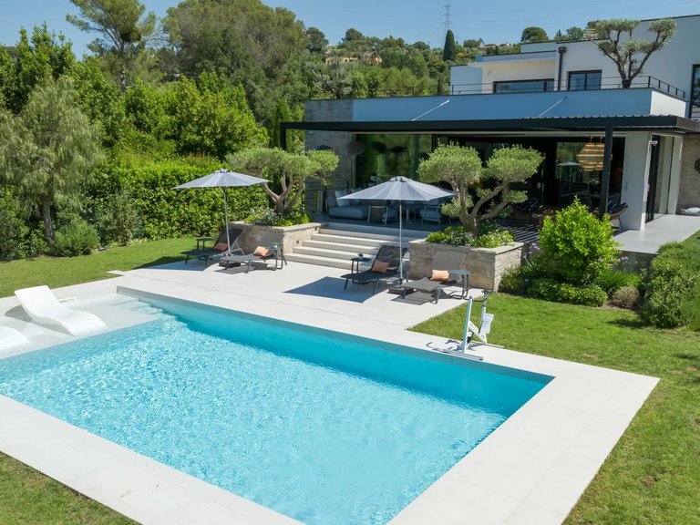Villa for Sale in Mougins, Mougins, Valbonne, Grasse Area 1