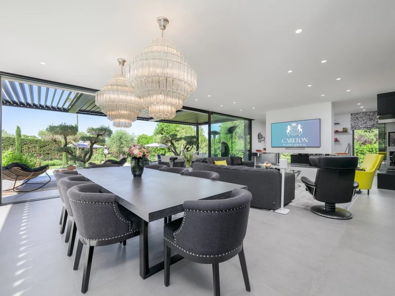 Villa for Sale in Mougins, Mougins, Valbonne, Grasse Area 5