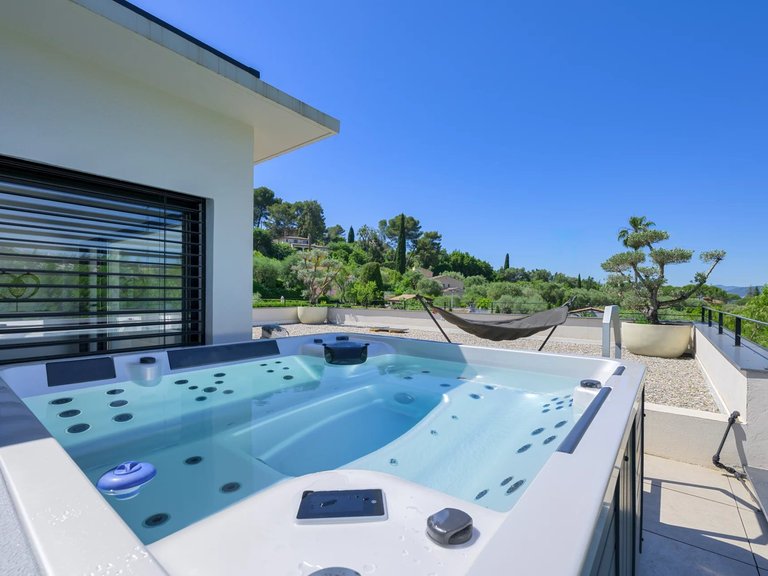 Villa for Sale in Mougins, Mougins, Valbonne, Grasse Area 15