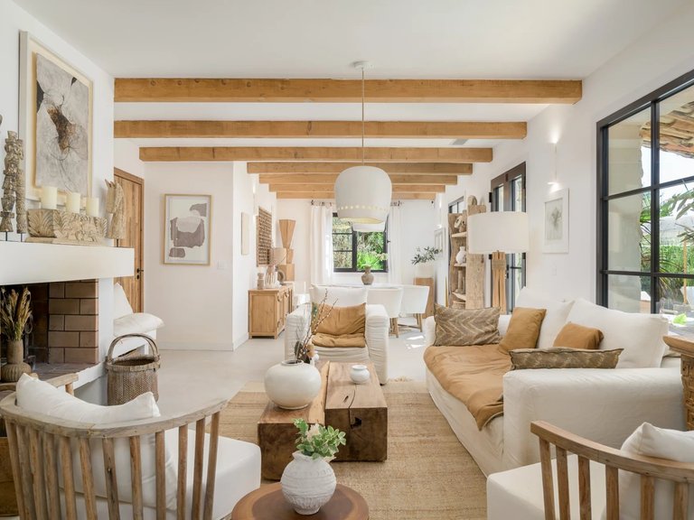 Villa for Sale in Tourrettes Sur Loup, Vence, St. Paul Area 15