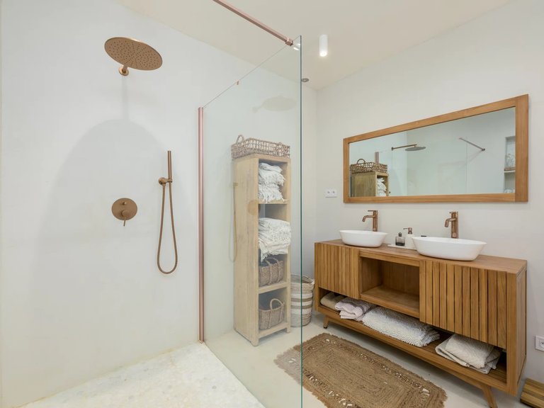 Villa for Sale in Tourrettes Sur Loup, Vence, St. Paul Area 18