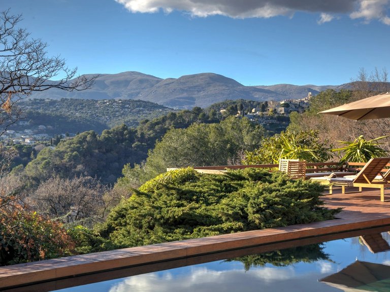 Villa for Sale in St Paul, Vence, St. Paul Area 1