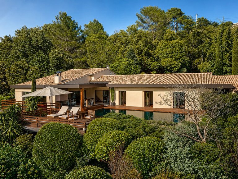 Villa for Sale in St Paul, Vence, St. Paul Area 2