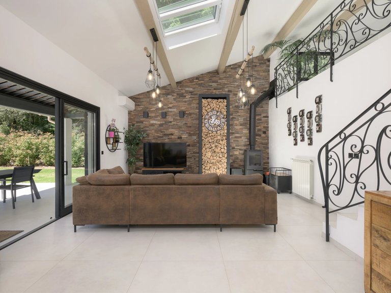 Villa for Sale in Roquefort Les Pins, Mougins, Valbonne, Grasse Area 7