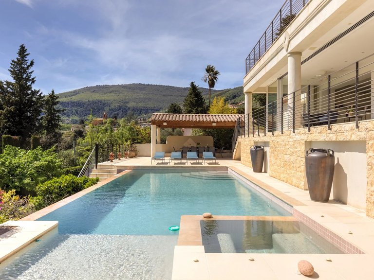 Villa for Sale in Magagnosc, Mougins, Valbonne, Grasse Area 3
