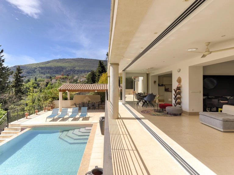 Villa for Sale in Magagnosc, Mougins, Valbonne, Grasse Area 4