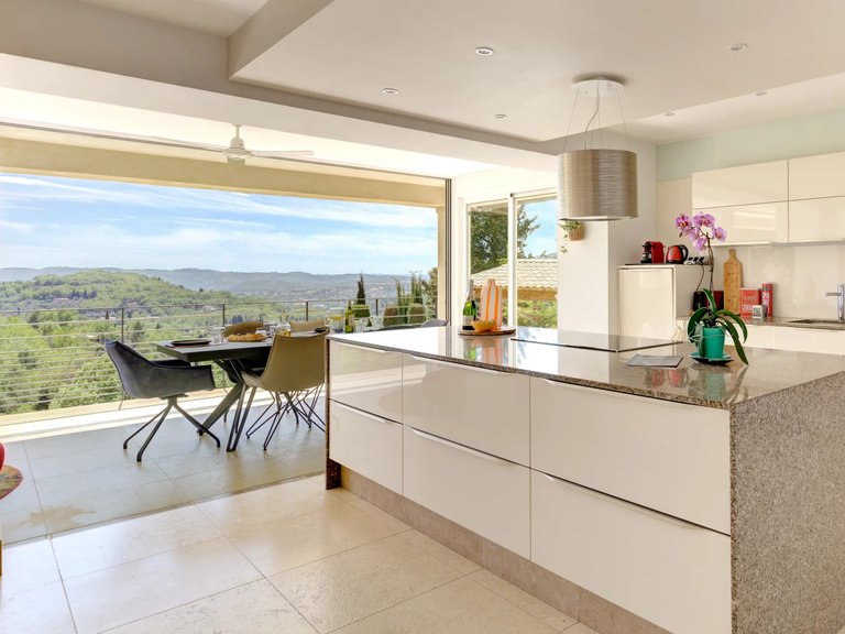 Villa for Sale in Magagnosc, Mougins, Valbonne, Grasse Area 7