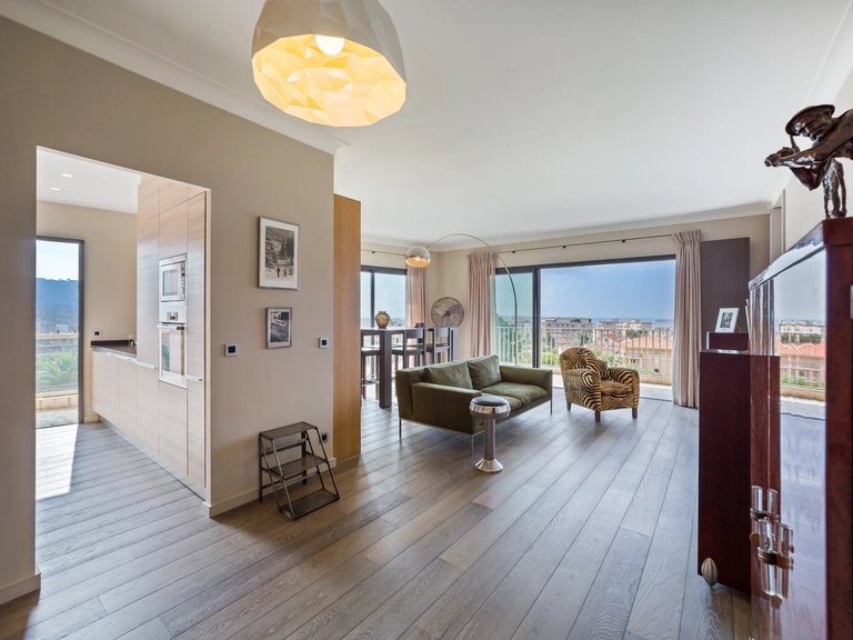 Apartment for Sale in Cannes, Cannes Area 1