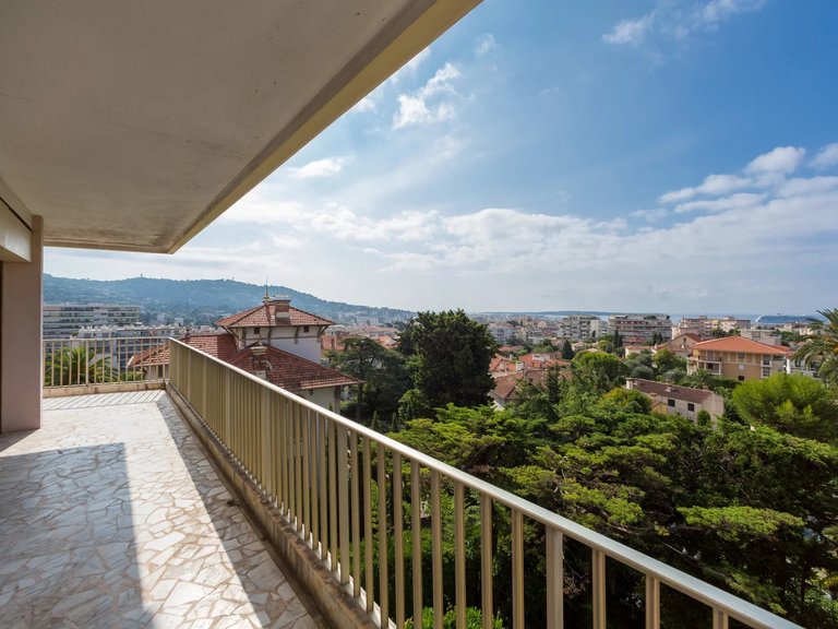 Apartment for Sale in Cannes, Cannes Area 3