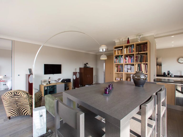 Apartment for Sale in Cannes, Cannes Area 4