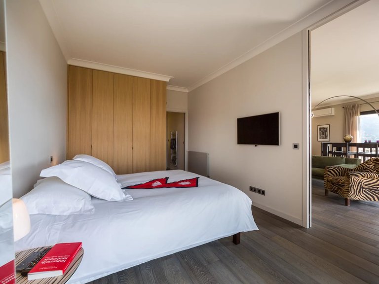 Apartment for Sale in Cannes, Cannes Area 6