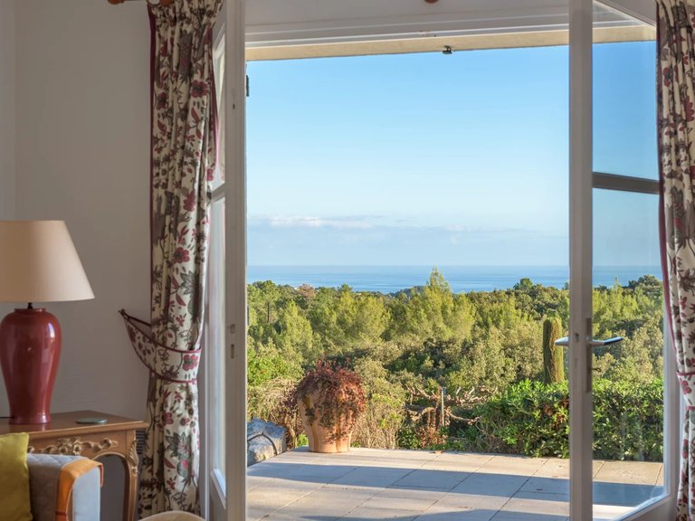 Villa for Sale in Valbonne, Mougins, Valbonne, Grasse Area 5