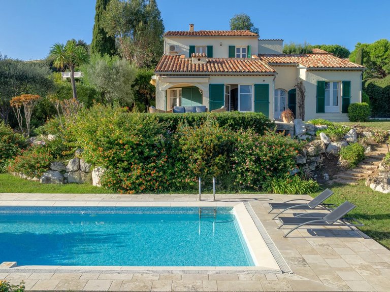 Villa for Sale in Valbonne, Mougins, Valbonne, Grasse Area 18