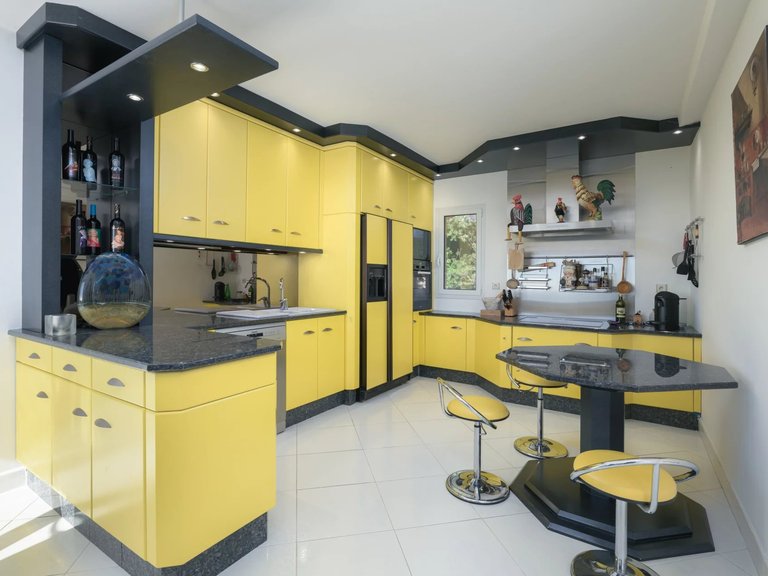 Villa for Sale in Vence, Vence, St. Paul Area 12
