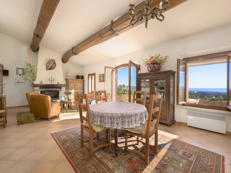 Villa for Sale in Tourrettes Sur Loup, Vence, St. Paul Area 10
