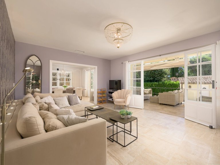 Villa for Sale in Cabris, Mougins, Valbonne, Grasse Area 16
