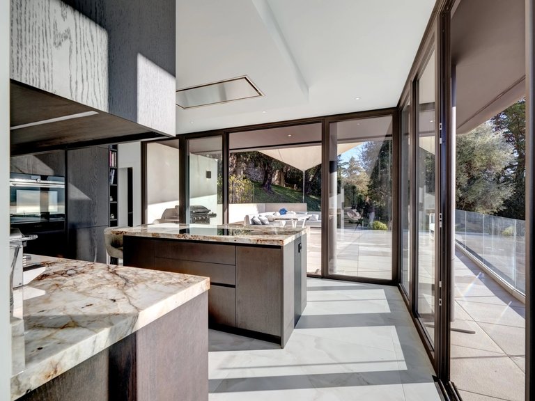 Villa for Sale in Vence, Vence, St. Paul Area 9