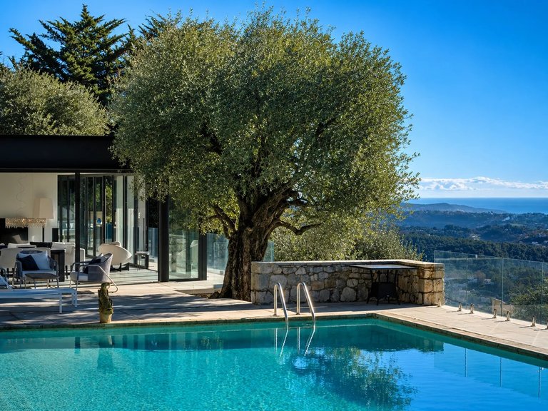 Villa for Sale in Vence, Vence, St. Paul Area 13