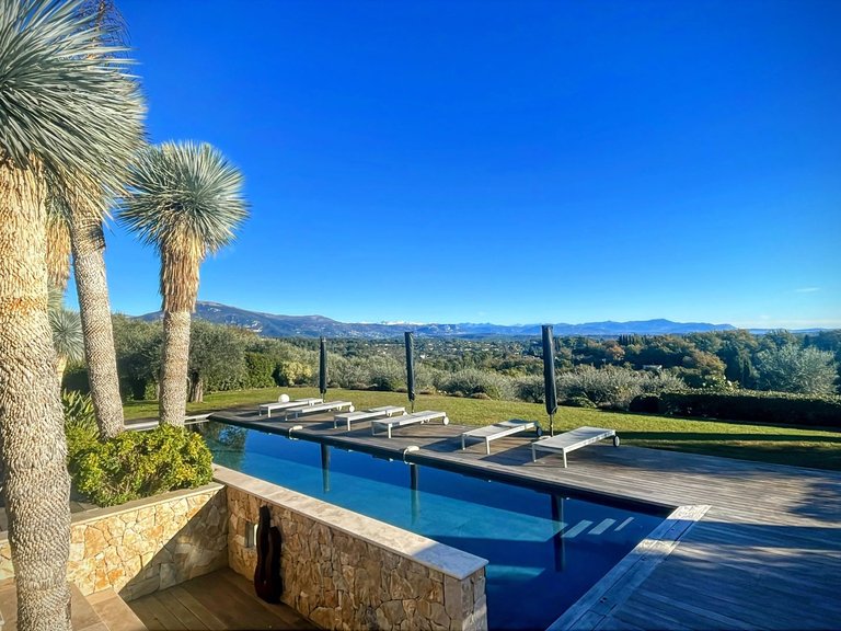 Villa for Sale in Valbonne, Mougins, Valbonne, Grasse Area 3