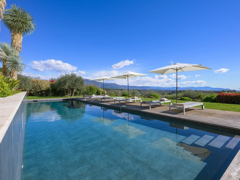 Villa for Sale in Valbonne, Mougins, Valbonne, Grasse Area 5