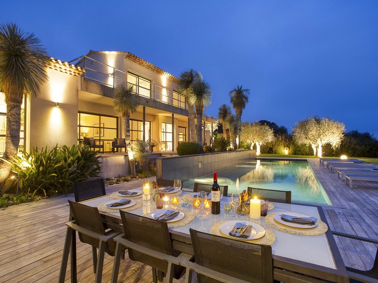 Villa for Sale in Valbonne, Mougins, Valbonne, Grasse Area 8