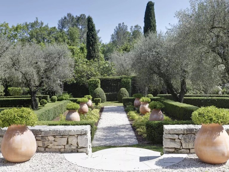 Villa for Sale in Valbonne, Mougins, Valbonne, Grasse Area 17
