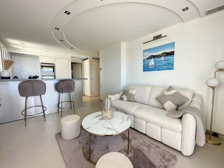 Apartment for Sale in Cannes, Cannes Area 5