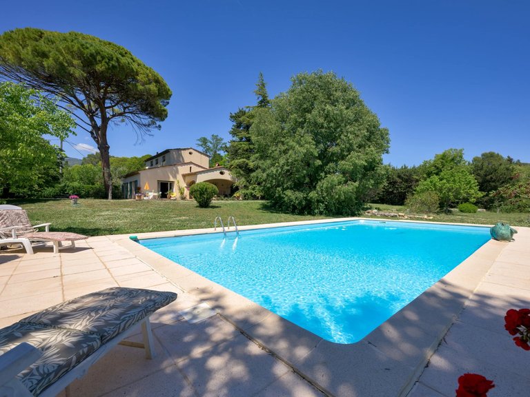 Villa for Sale in Grasse, Mougins, Valbonne, Grasse Area 2