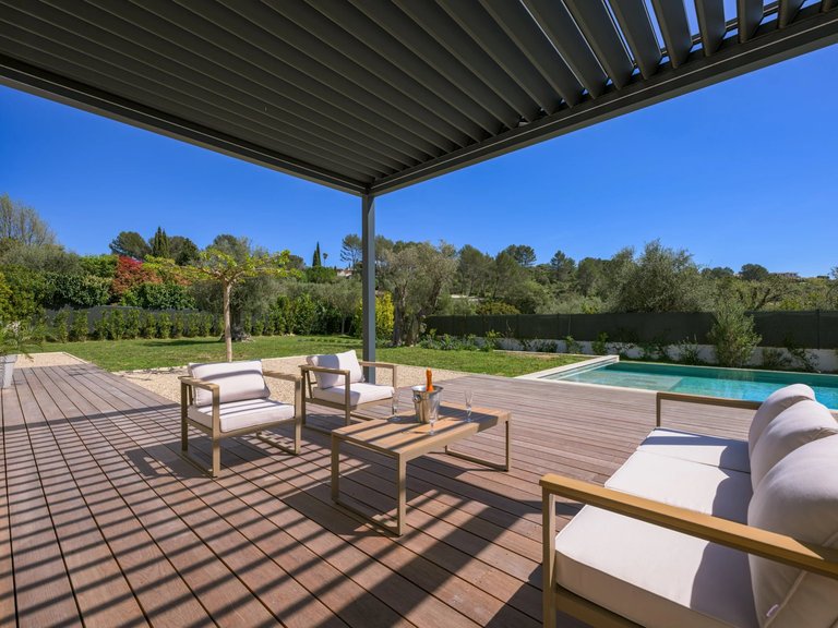 Villa for Sale in Roquefort Les Pins, Mougins, Valbonne, Grasse Area 2