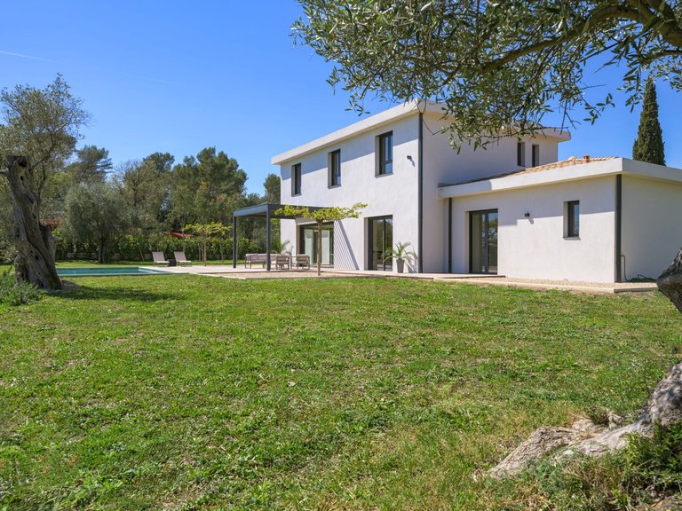 Villa for Sale in Roquefort Les Pins, Mougins, Valbonne, Grasse Area 11