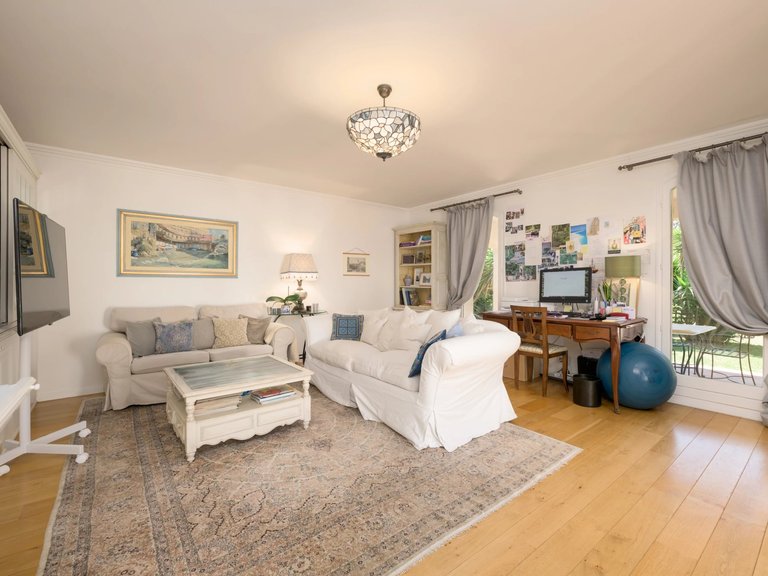 Villa for Sale in Mouans Sartoux, Mougins, Valbonne, Grasse Area 10