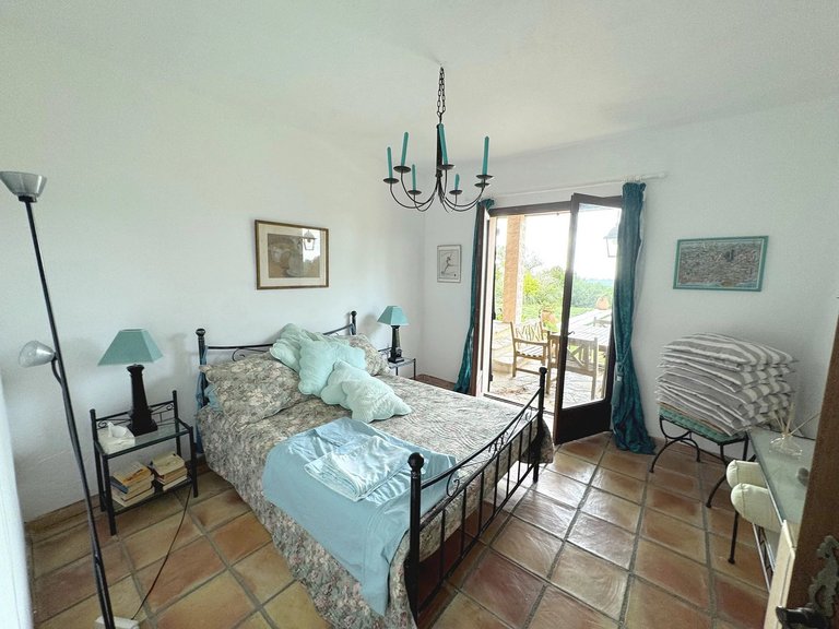Villa for Sale in Vence, Vence, St. Paul Area 10