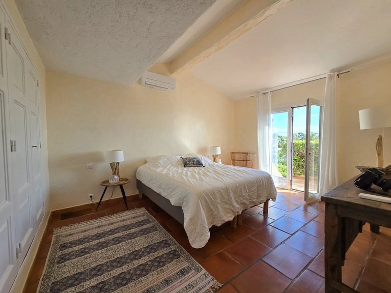 Villa for Sale in Saint Aygulf, St Raphaël, Ste Maxime Area 16