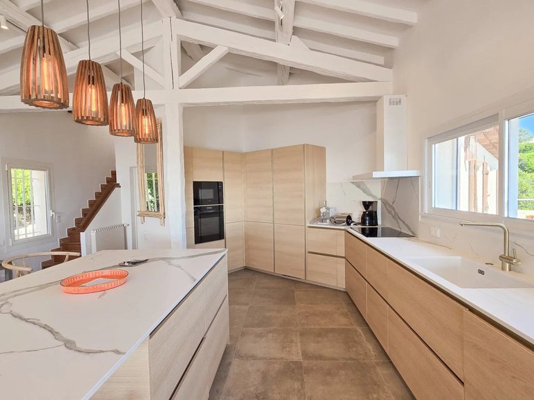 Villa for Sale in Saint Aygulf, St Raphaël, Ste Maxime Area 7