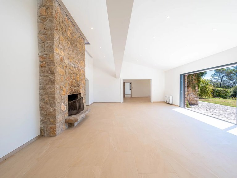 Villa for Sale in Le Tignet, Mougins, Valbonne, Grasse Area 7